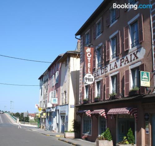 Logis Hotel De La Paix - Tournus Exteriér fotografie