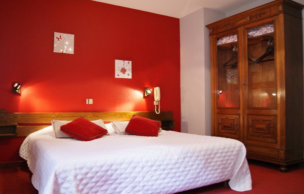 Logis Hotel De La Paix - Tournus Pokoj fotografie